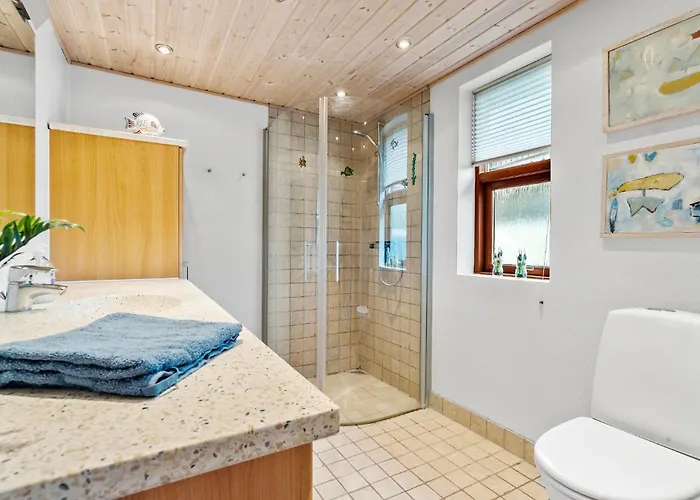 2 Bedroom In 別荘 *